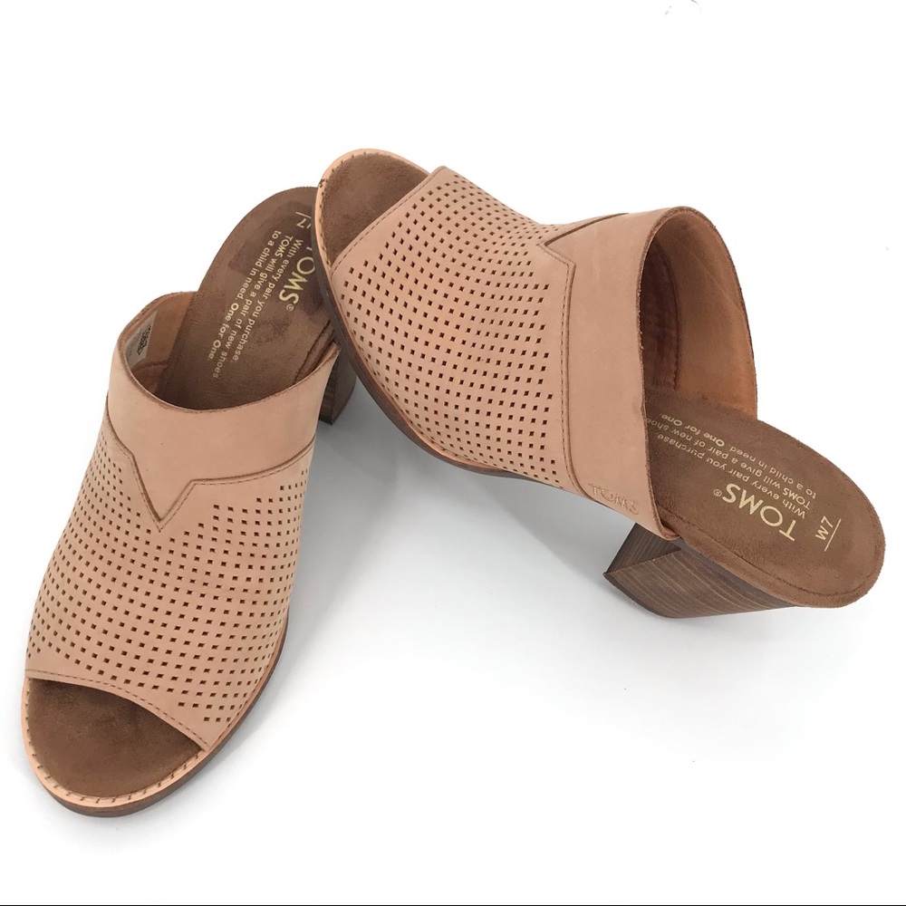 Toms Majorca perforated tan leather mule sandals